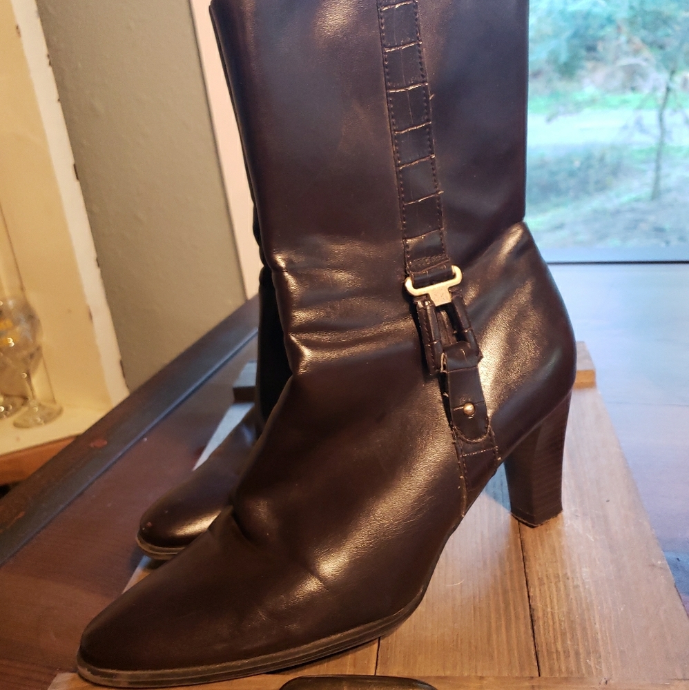 Abigail George Boots